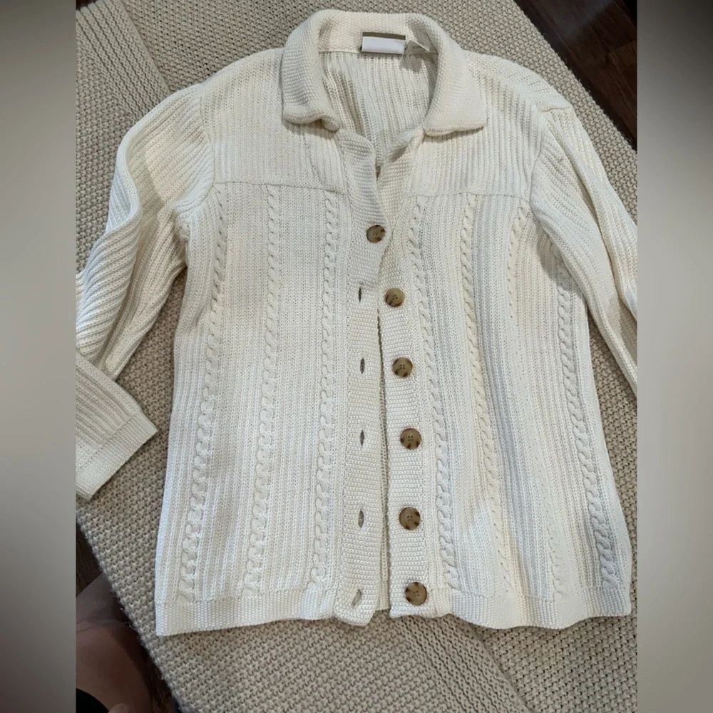 Liz claiborne Women's Cream Cable Knit Sweater